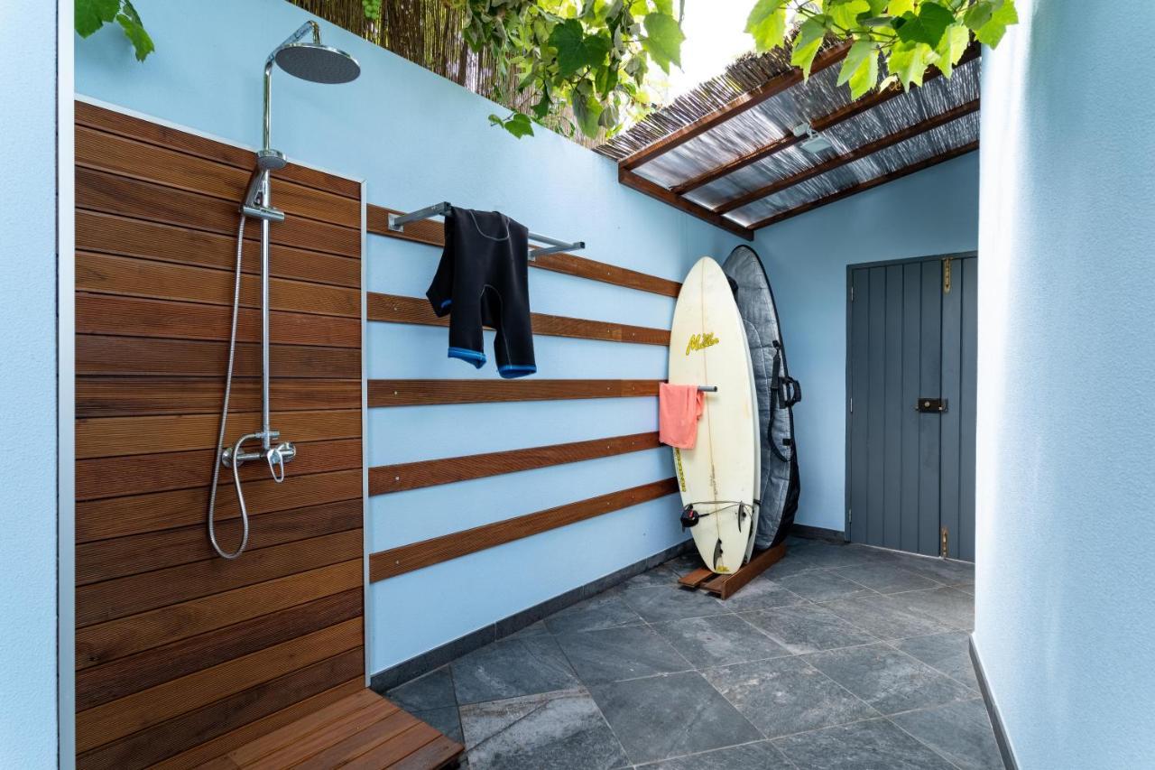 Madeira Surf Camp Hostel Porto Da Cruz Exterior photo